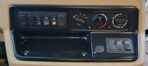 2016 Freightliner XCR Chassis