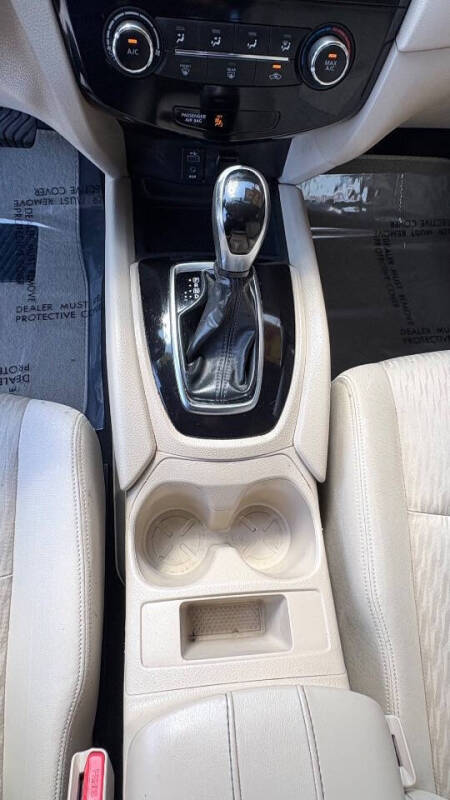 2017 Nissan Rogue S