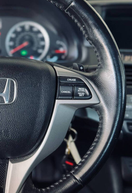 2012 Honda Accord EX-L V6 w/Navi