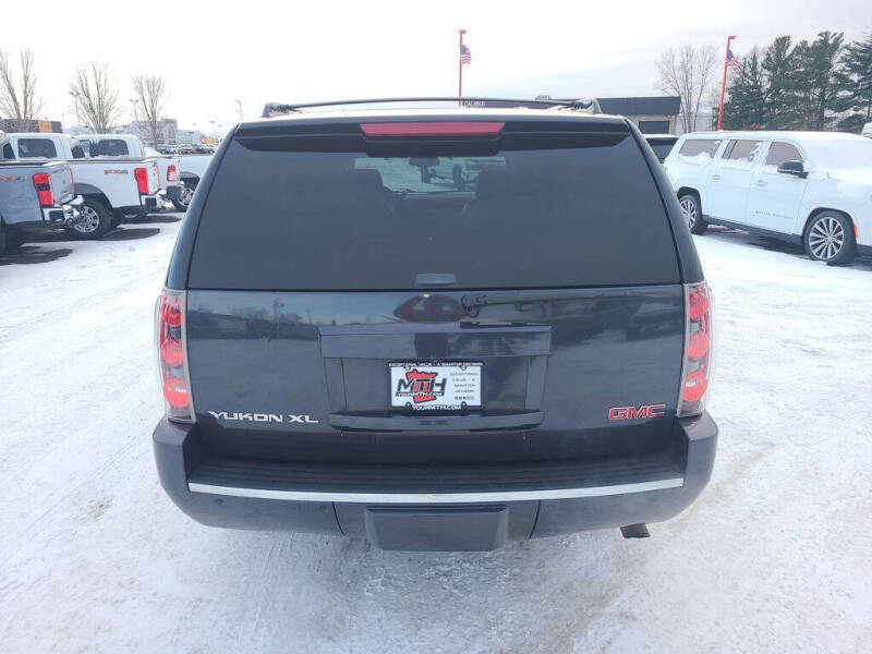 2008 GMC Yukon XL Denali