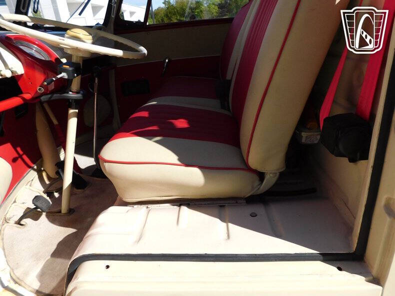 1975 Volkswagen Type 2