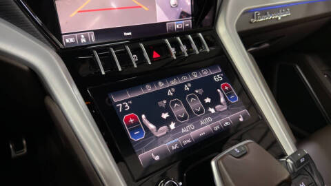 2020 Lamborghini Urus