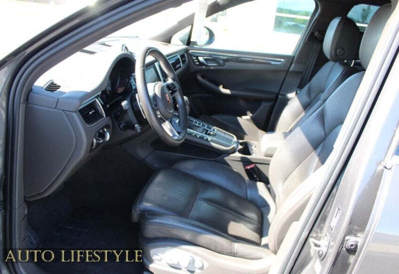 2015 Porsche Macan S