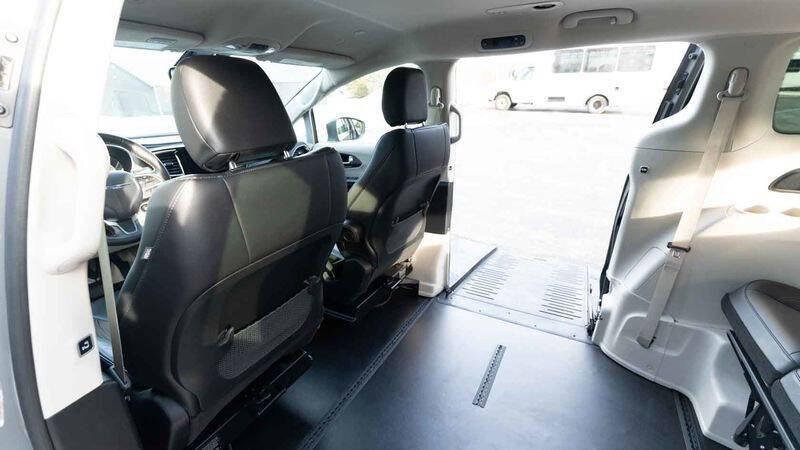 2020 Chrysler Pacifica Touring L