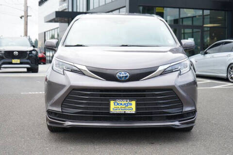 2021 Toyota Sienna LE 8-Passenger