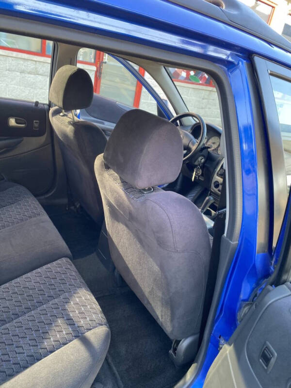 2003 Mazda Protege5