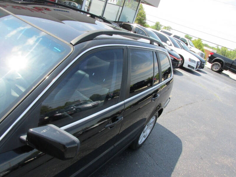 2004 BMW 3 Series 325xi