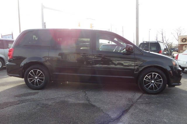 2015 Dodge Grand Caravan SXT Plus