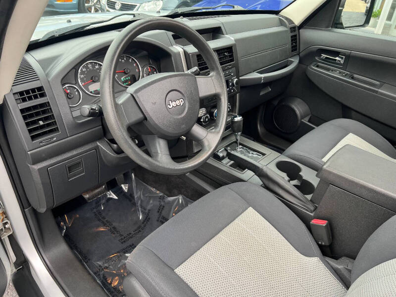 2010 Jeep Liberty Sport