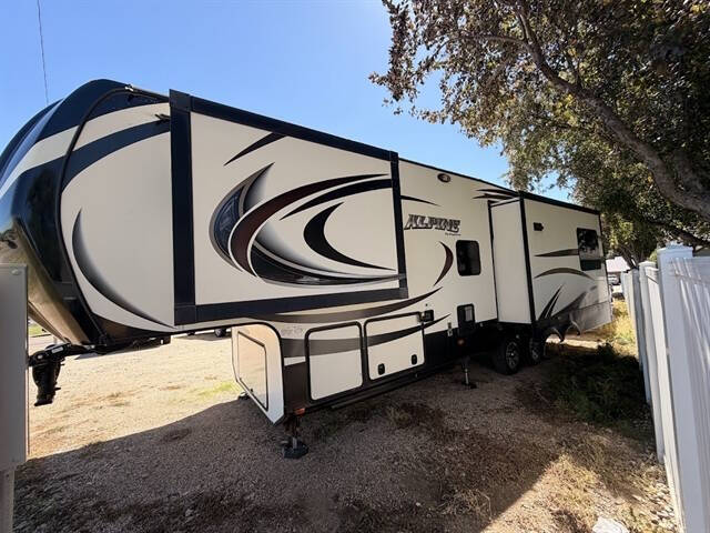 2015 Keystone RV Alpine 301