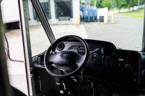 2012 Ford E-Series E-350 SD