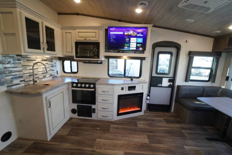 2021 Keystone RV Cougar 24 RDS