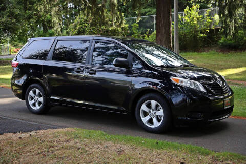 2017 Toyota Sienna L 7-Passenger