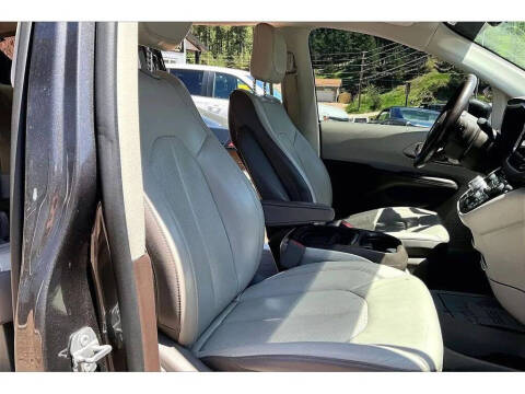 2018 Chrysler Pacifica Touring L