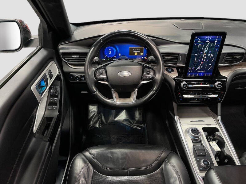 2022 Ford Explorer Platinum