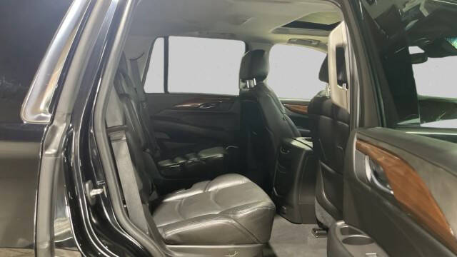 2019 Cadillac Escalade Luxury