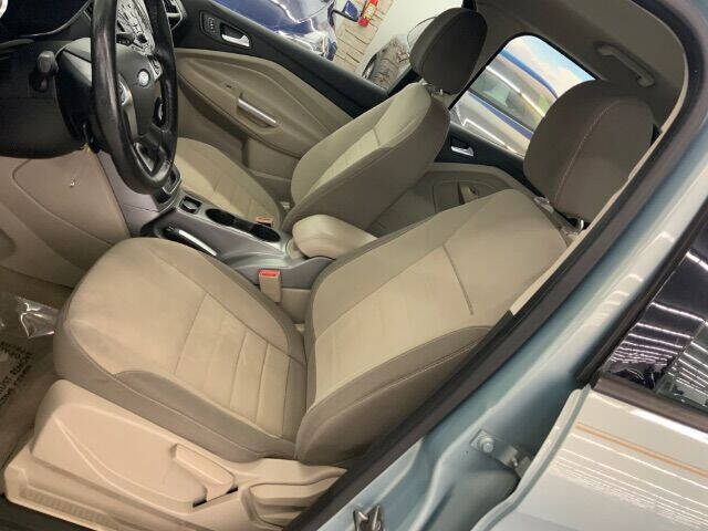 2013 Ford C-MAX Hybrid SE