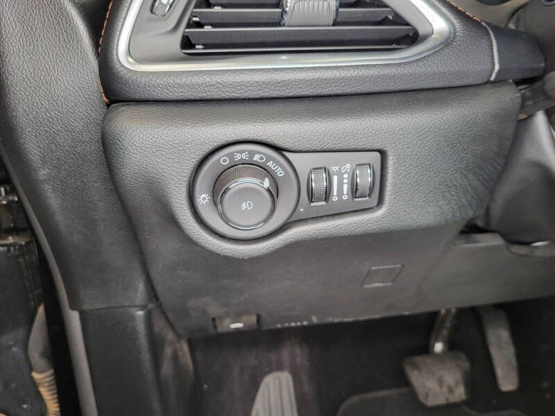 2025 Chrysler Pacifica Pinnacle