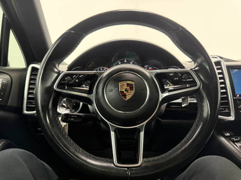 2016 Porsche Cayenne S E-Hybrid