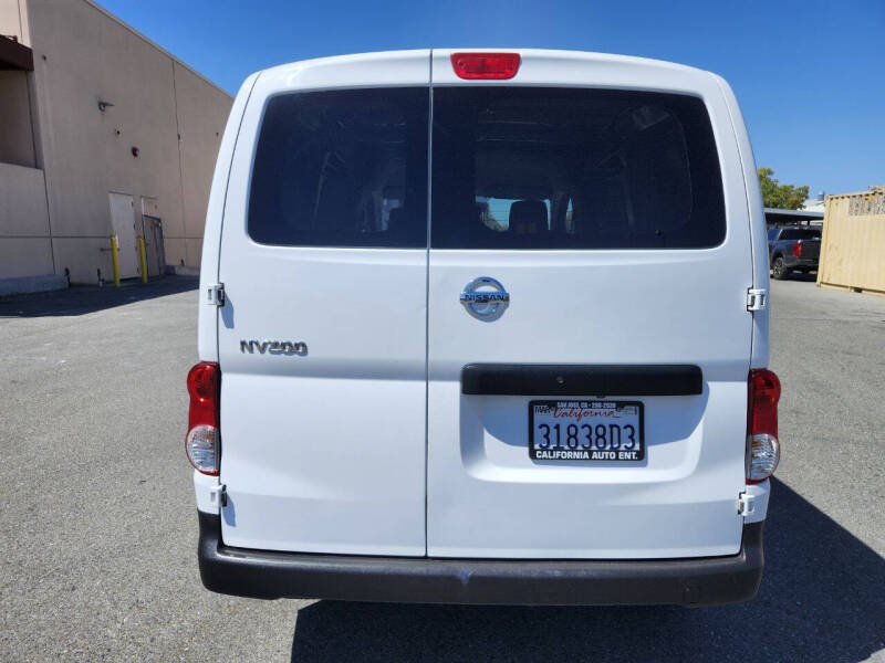 2021 Nissan NV200 S photo 3