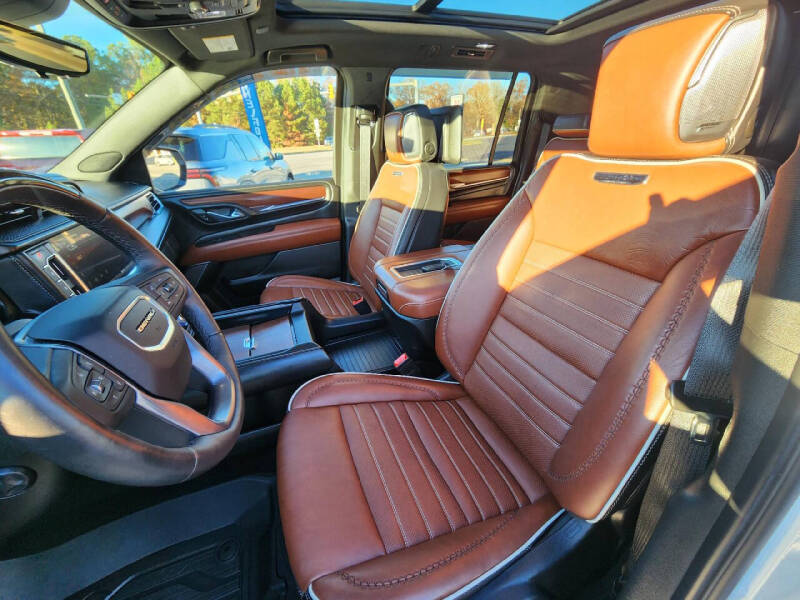 2023 GMC Yukon XL Denali Ultimate