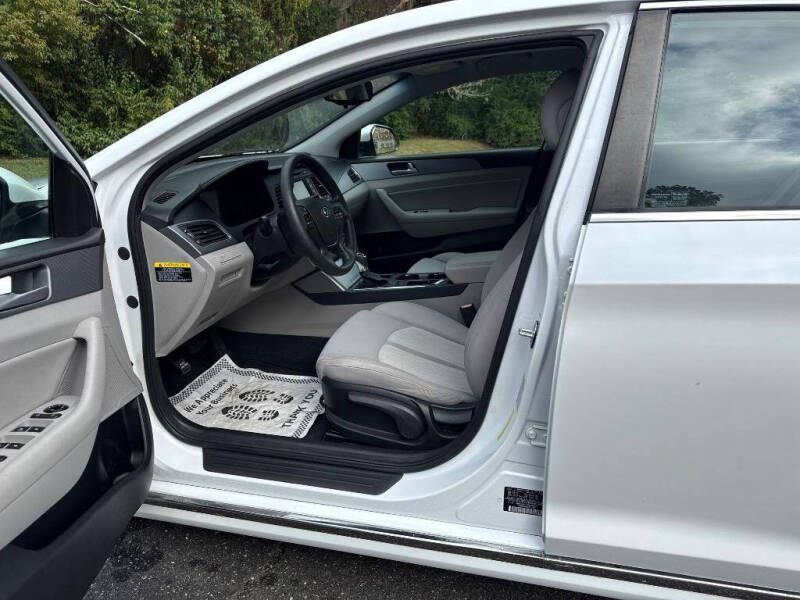 2016 Hyundai Sonata Hybrid SE