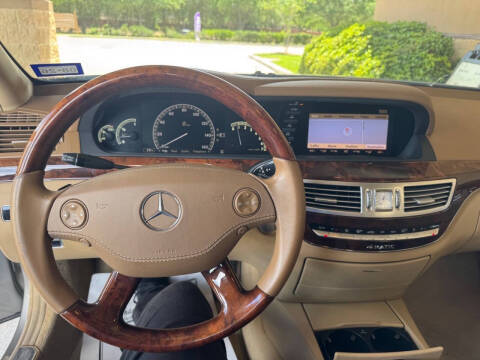 2009 Mercedes-Benz S-Class S 550 4MATIC