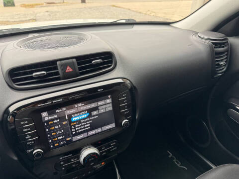 2018 Kia Soul +