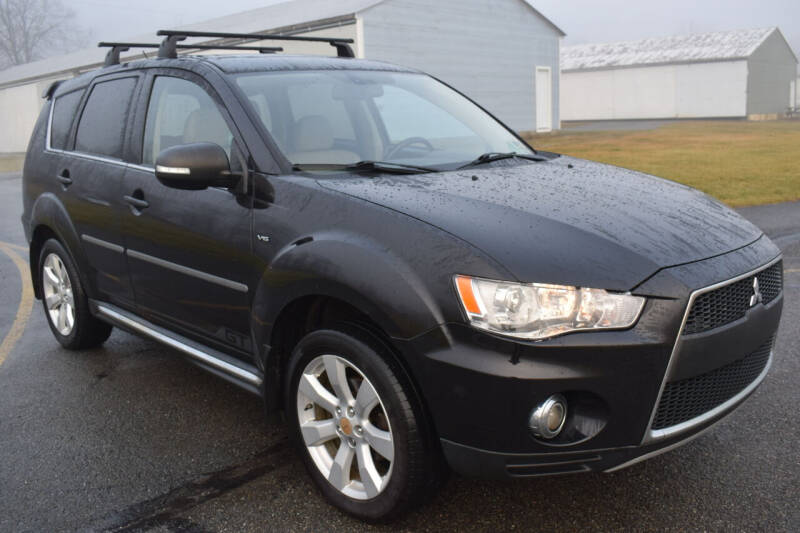 2012 Mitsubishi Outlander for sale at CAR TRADE in Slatington PA