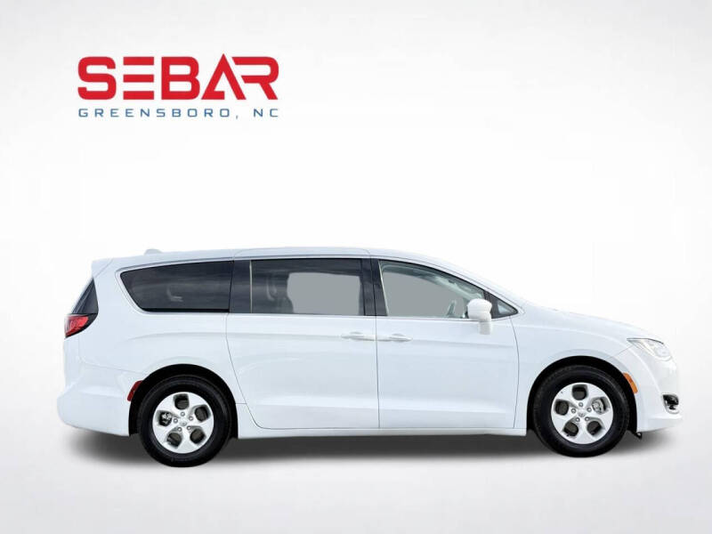 2018 Chrysler Pacifica Hybrid Touring Plus