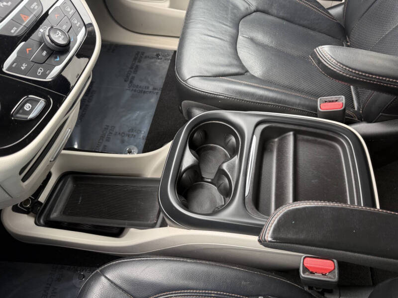 2018 Chrysler Pacifica Touring L