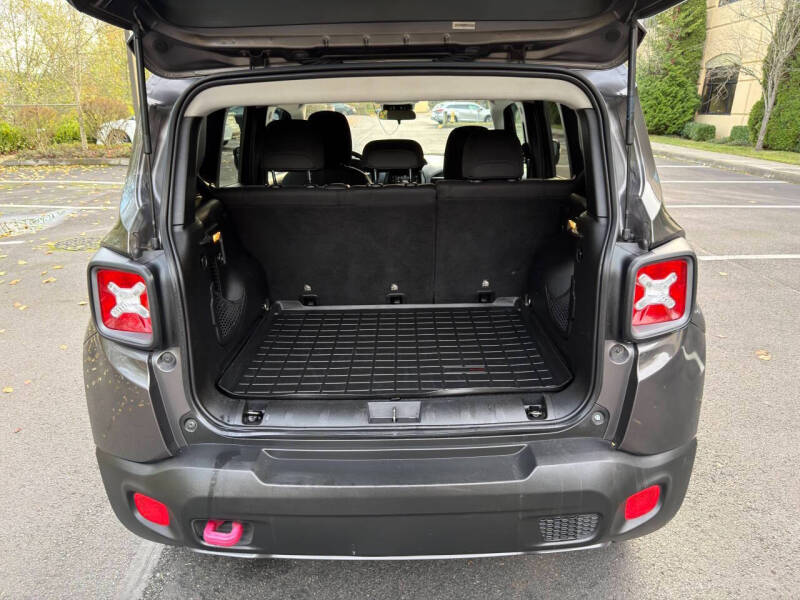 2017 Jeep Renegade Trailhawk