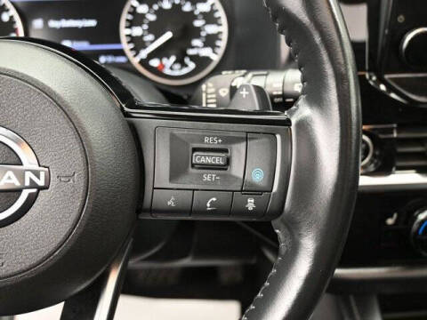 2023 Nissan Pathfinder SL