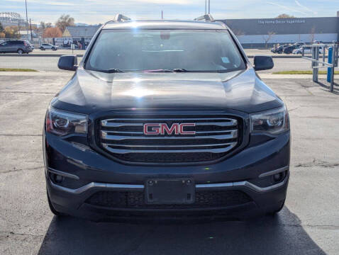 2017 GMC Acadia SLT-1