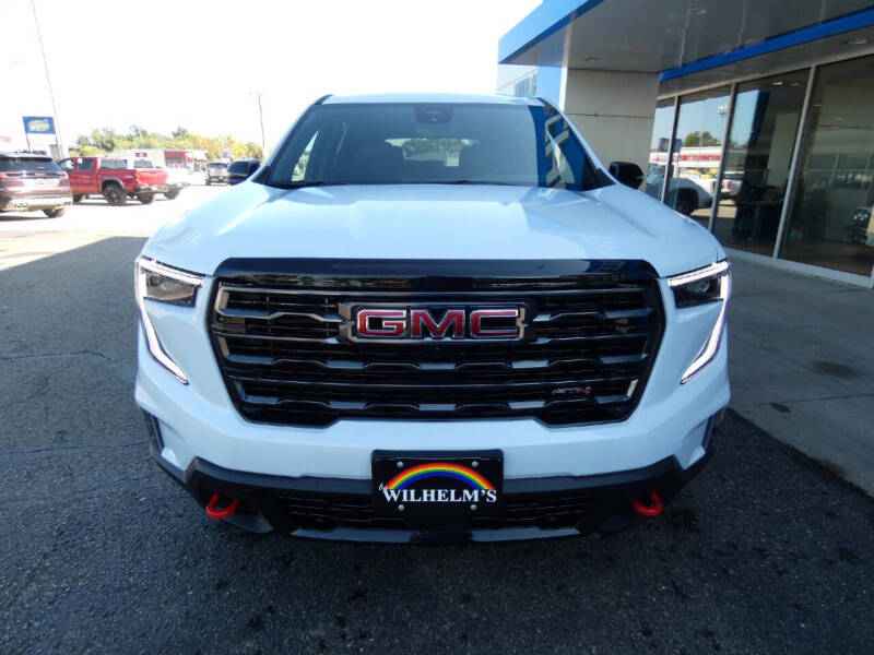 2026 GMC Acadia AT4