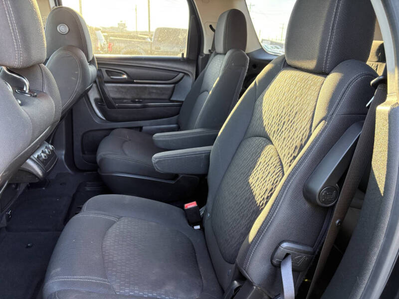 2016 GMC Acadia SLE-2