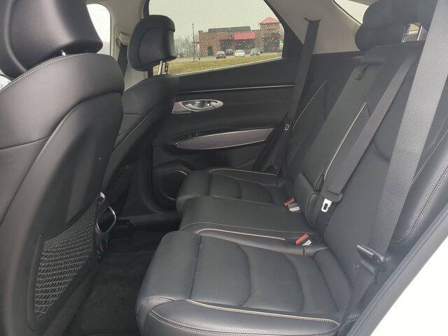 2023 Genesis GV70 2.5T Standard