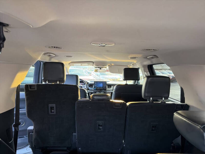 2023 Ford Expedition MAX XLT