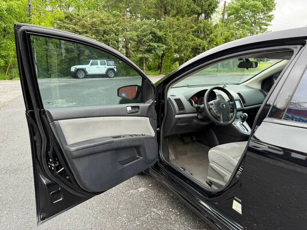 2010 Nissan Sentra 14