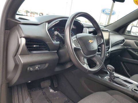 2022 Chevrolet Traverse LT Cloth