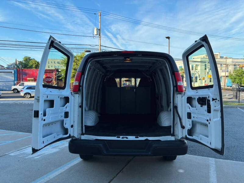 2013 Chevrolet Express 2500