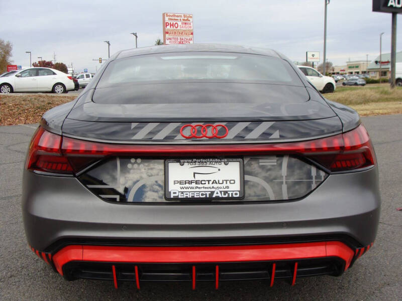 2023 Audi RS e-tron GT quattro