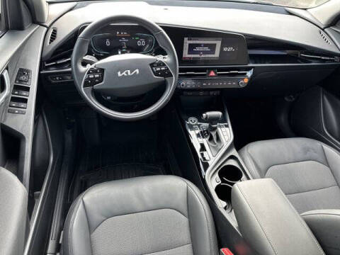 2023 Kia Niro EX