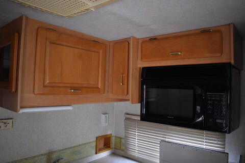 2002 Ford E-Series E-450 SD