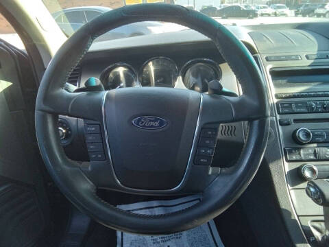 2010 Ford Taurus SEL