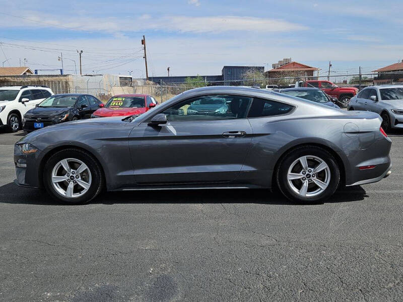 2021 Ford Mustang EcoBoost