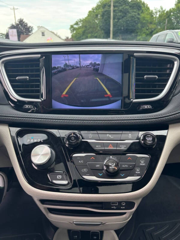 2020 Chrysler Pacifica Limited