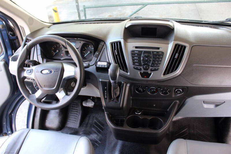 2015 Ford Transit