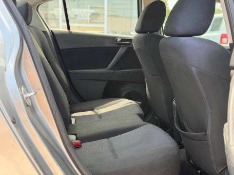 2010 Mazda MAZDA3 i SV