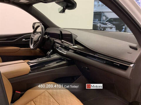 2022 Cadillac Escalade ESV Premium Luxury